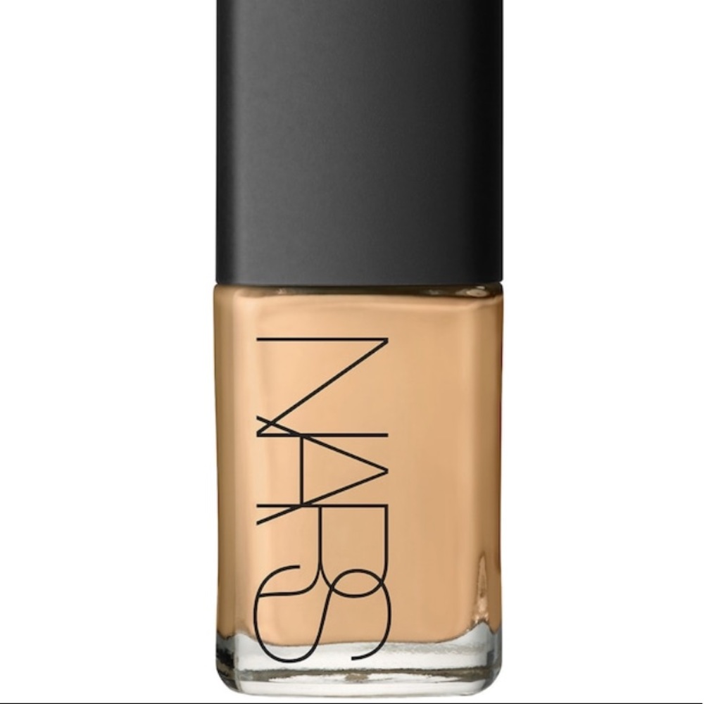 NARS sheer glow foundation in medium shade